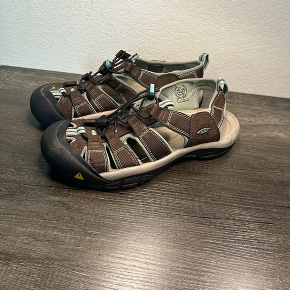 Keen Newport H2 Sandals Womens Size 10 Brown and teal - Picture 1 of 10